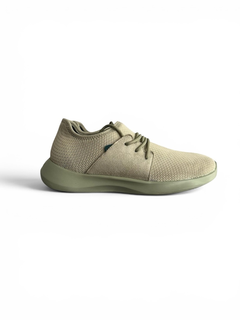 VESSI Everyday Classic 100% Waterproof Sneakers Light Green Women’s Size 9